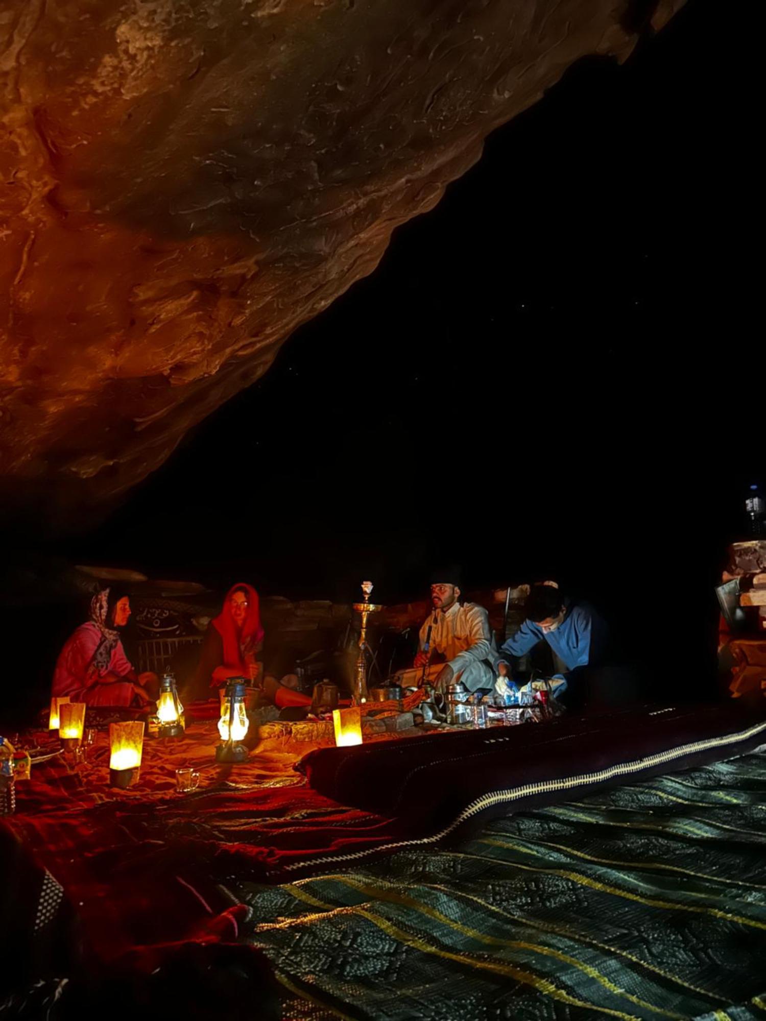 Wadi Rum Cave Camping Экстерьер фото