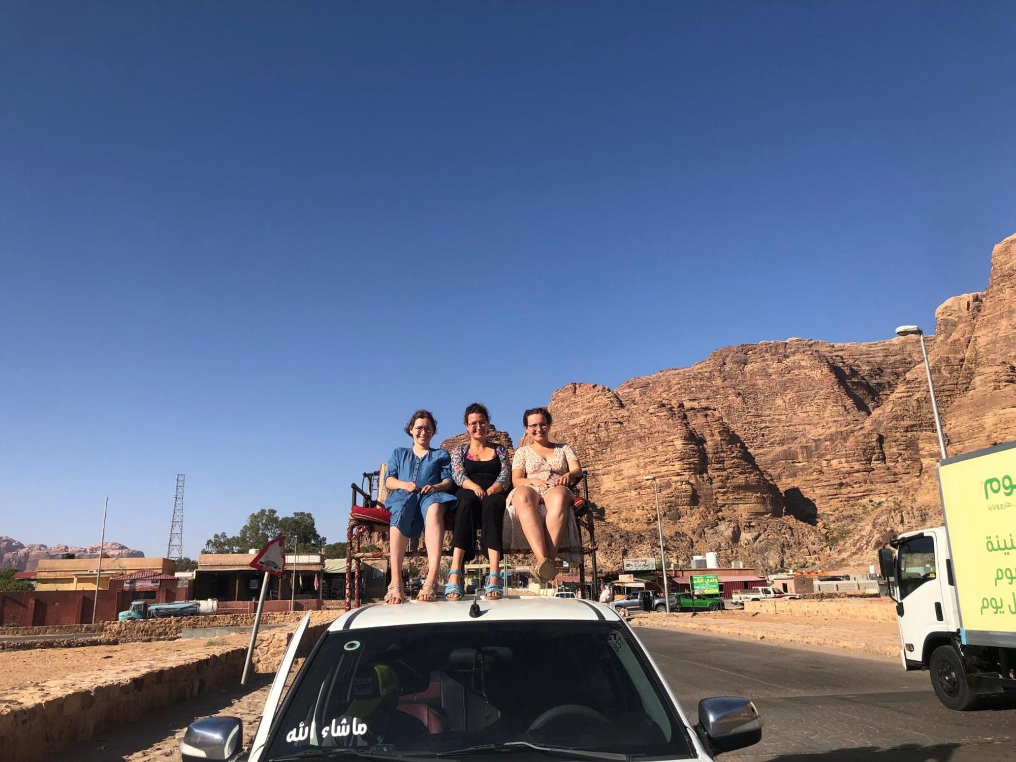 Wadi Rum Cave Camping Экстерьер фото